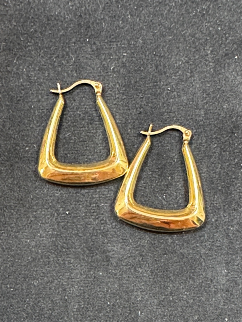 Classic Gold-Tone Geometric Hoop Earrings